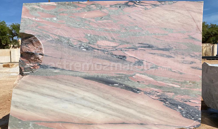 Rosa Portugal Venato marble block
