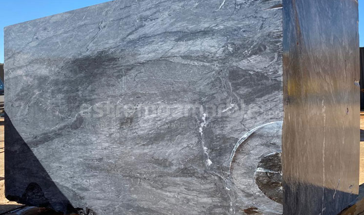 Ruivina Dark marble block